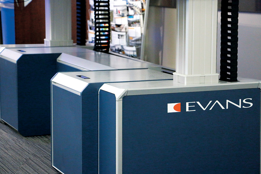 Response-NEXTGen-Showroom-console-lift-columns-custom-branding