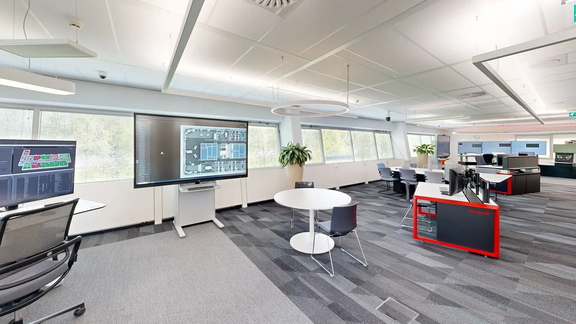 proccess-control-room